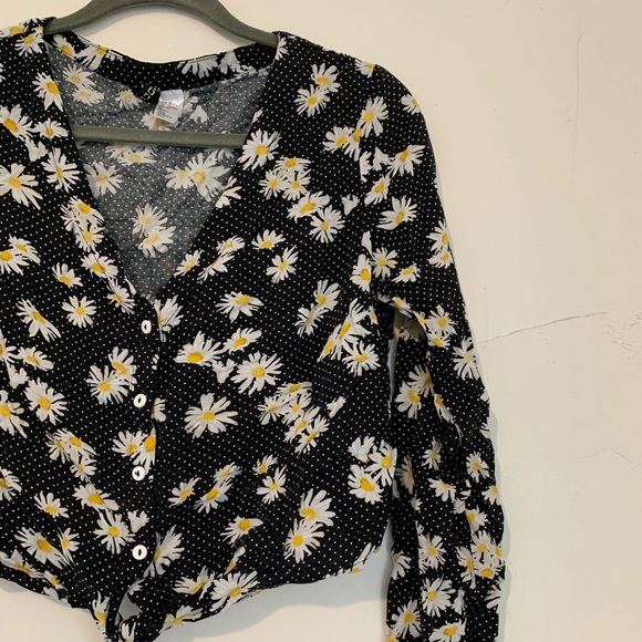 H&M crop top - Picture 2 of 3